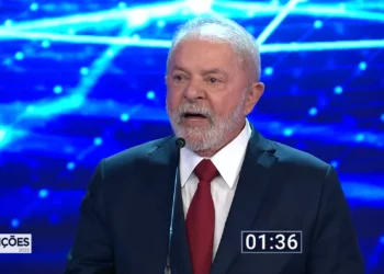 PT se frustra com desempenho de Lula em primeiro debate com presidenciáveis na TV