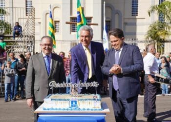 “A população de Anápolis tem consciência de sua importância no cenário político e social”, diz governador durante comemoração dos 115 anos da cidade