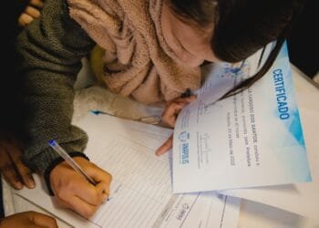 Espaço da Oportunidade oferece curso de auxiliar de farmácia de manipulação e operador de empilhadeira