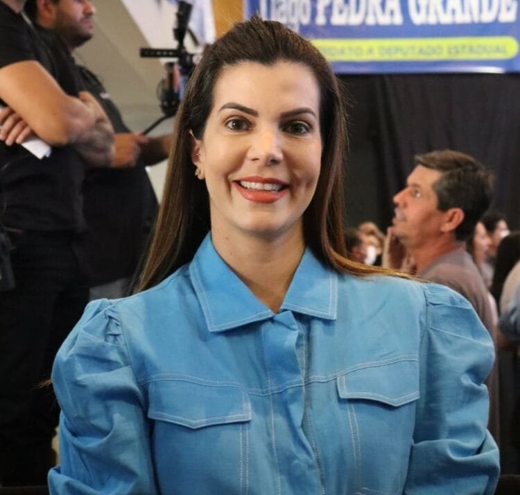 PP aposta que vai eleger duas deputadas estaduais em Anápolis. Uma delas é Thaís Souza