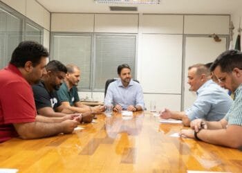 Apoiadores trocam Marconi Perillo e Vilmar Rocha por Alexandre Baldy