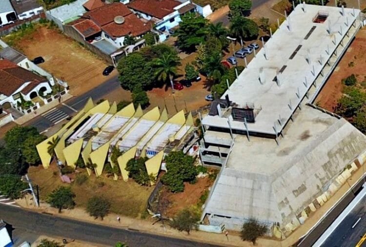 Obras para conclusão do prédio da Praça 31 são iniciadas