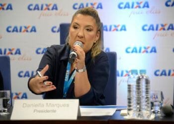 Setembro terá taxas reduzidas e isenção de tarifas no Caixa Pra Elas