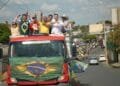 Carros e motos tomaram as ruas de Anápolis em motocarreata pró-Bolsonaro, Major Vitor Hugo e Wilder Morais