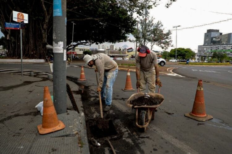 Prefeitura de Anápolis intensifica ações de limpeza urbana