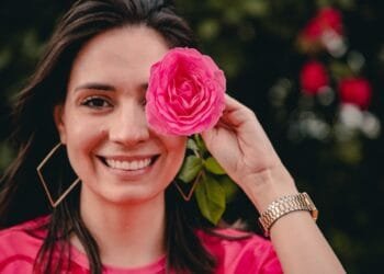 Outubro Rosa destaca a importância da saúde da mulher