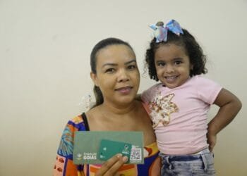 Mães de Goiás: beneficiárias devem trocar senha do cartão