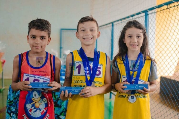 Circuito de Corrida de Rua finaliza edição 2022 e premia estudantes e escolas que se destacaram