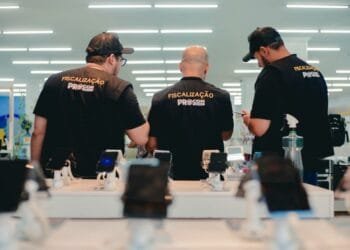 Van do Procon Anápolis estará na Praça Bom Jesus nas próximas duas semanas