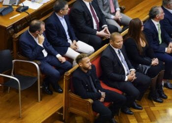 Nova Zelândia proíbe venda de cigarro para nascidos a partir de 2009