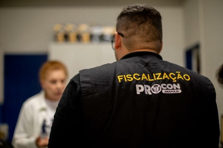 Procon Anápolis fiscaliza escolas e faculdades particulares no período de matrículas