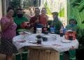Família organiza café da manhã para coletores de lixo de Anápolis