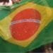 Esquerda muda bandeira do Brasil e usa até frase em linguagem neutra