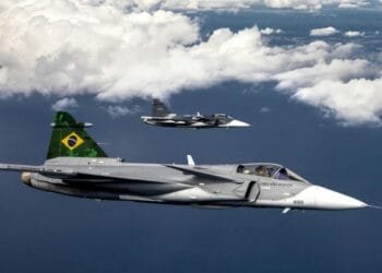 Chegam em Anápolis os dois primeiros Caças Gripens operacionais da FAB