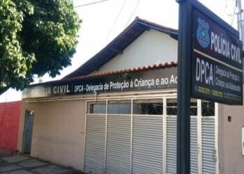 URGENTE: Menina de 5 anos fala sobre abusos sexuais sofridos à mãe de amiga e autor é preso