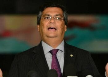 Flávio Dino sabia do risco de vandalismo em Brasília