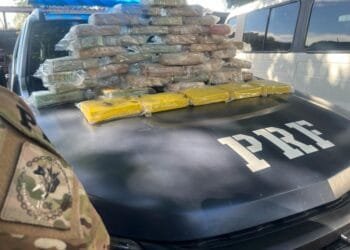 PRF prende homem com 50kg cocaína no primeiro dia do ano