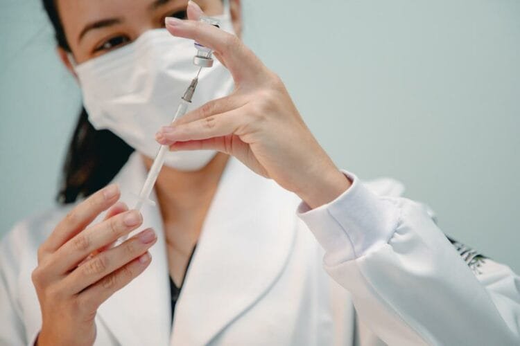 Anápolis inicia aplicação de Pfizer Pediátrica para reforço em crianças de 5 a 11 anos