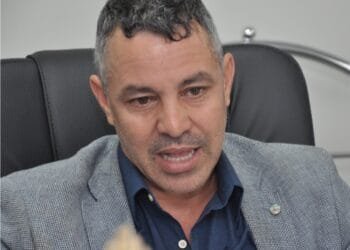 “Estamos sendo feito de bobo pela Saneago”, diz Robson Torres