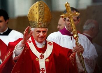 Motivo da renúncia do Papa Bento XVI é revelado; veja qual foi