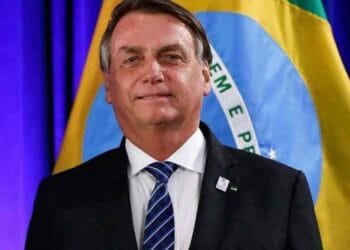 Bolsonaro gastou menos que Lula com cartão corporativo