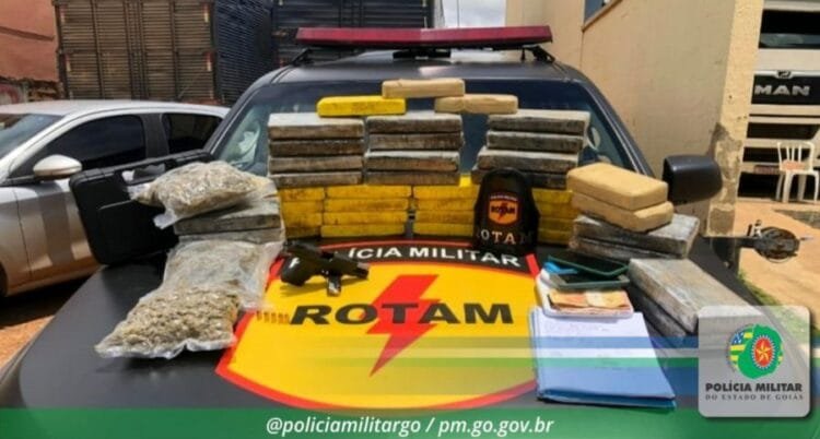 Polícia Militar prende suspeito de tráfico e apreende grande quantidade de droga