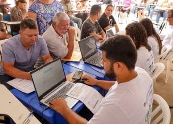 Prefeitura cadastrou mais de 500 famílias para regularização fundiária em mutirões no Jardim Promissão