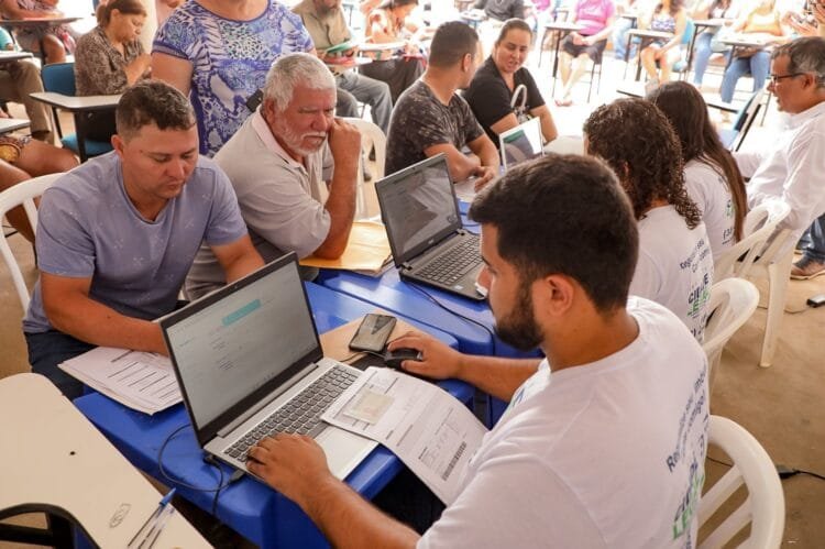 Prefeitura cadastrou mais de 500 famílias para regularização fundiária em mutirões no Jardim Promissão