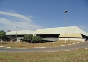 Abandono, violência e descaso: são essas as principais reclamações dos usuários do Terminal Rodoviário de Anápolis