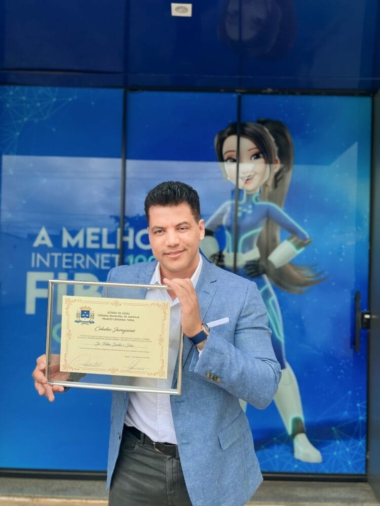 Empresário anapolino recebe título de cidadão jaraguense por contribuição à cidade