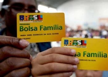 Governo decide não pagar 13º do Bolsa Família em 2023