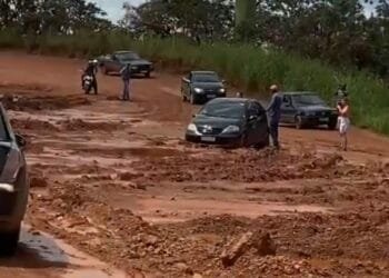 Obra do Anel Viário do DAIA em Anápolis se arrasta há anos e chuvas agravam situação de abandono