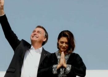 Bolsonaro e Michelle preparam caravana pelo Brasil para atrair eleitorado feminino