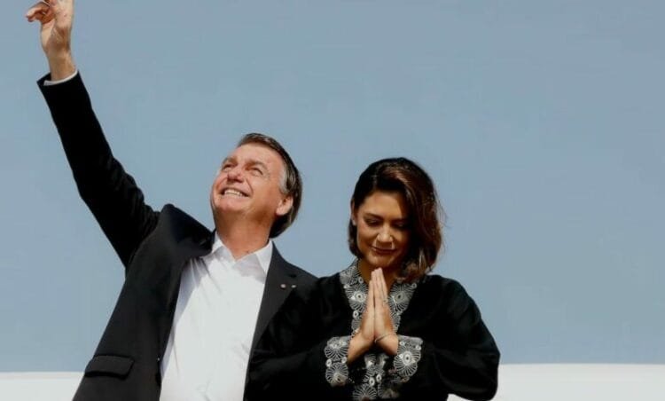 Bolsonaro e Michelle preparam caravana pelo Brasil para atrair eleitorado feminino
