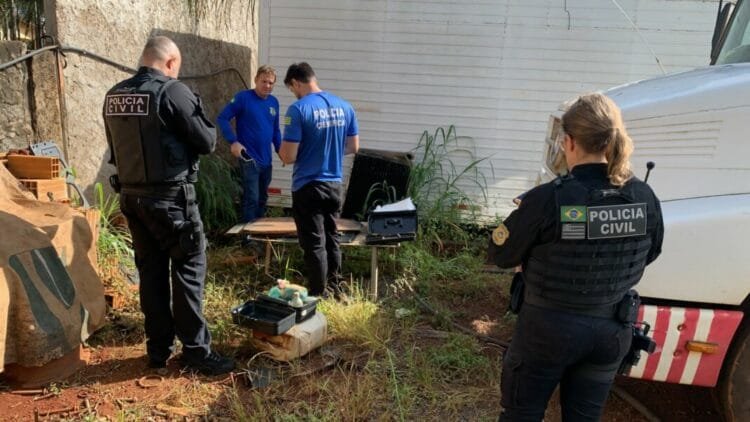 Polícia realiza operação para combater desmanche de veículos e cumpre mandados judiciais