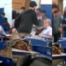 Professor é atacado por aluno em sala de aula; vídeo causa indignação