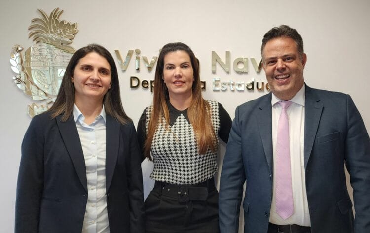 Parlamentares reafirmam compromisso com a causa animal durante encontro com vereadora