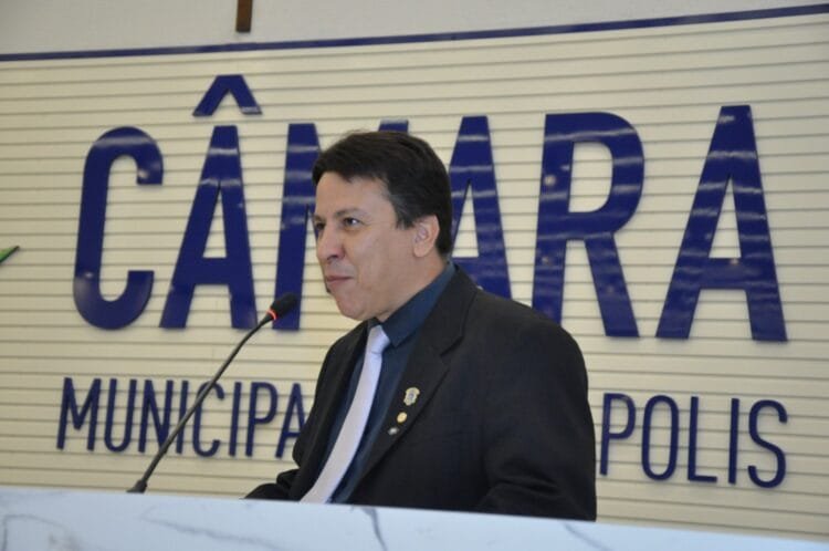 Enquete: Você Votaria no vereador Hélio Araújo para prefeito de Anápolis em 2024?