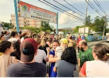 Santa Catarina: crianças que morreram em ataque são veladas