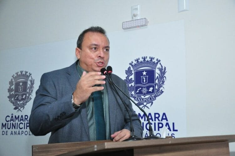 ENQUETE: Como você avalia a atuação do vereador Policial Federal Suender?