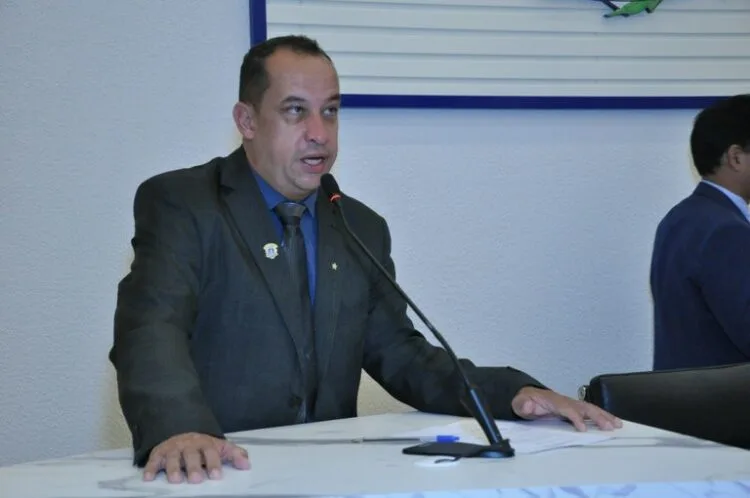 ENQUETE: Como você avalia a atuação do vereador Luzimar Silva?