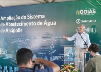 Obras da Saneago vão atender 30 bairros em Anápolis