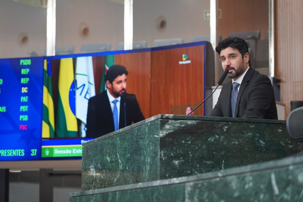 O Deputado Estadual Fred Rodrigues (DC), ocupou ontem, 03, a tribuna da Assembleia Legislativa de Goiás para um pronunciamento acerca do assunto.