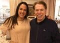 Silvia Abravanel explica por que Silvio Santos não tem aparecido na TV recentemente