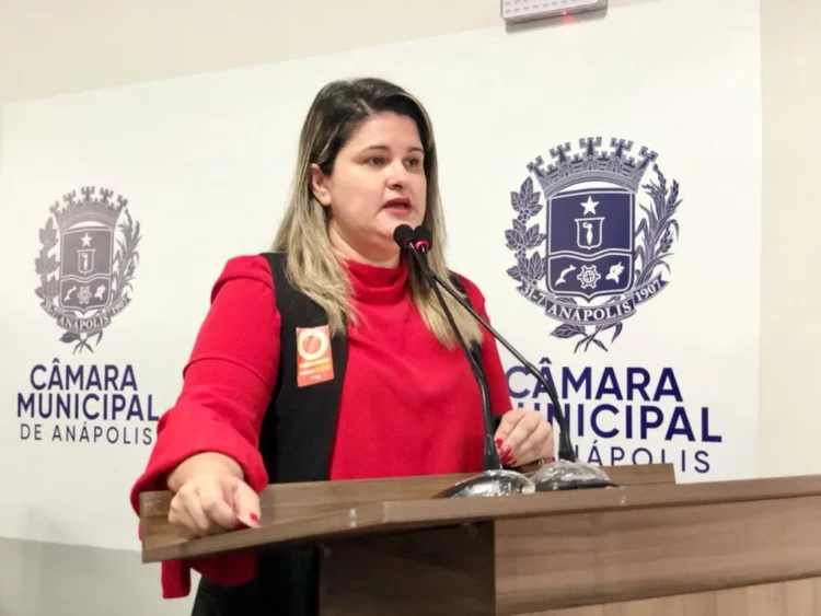 ENQUETE: Como você avalia a atuação da vereadora Seliane da SOS?