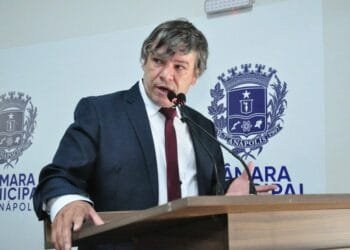 ENQUETE: Como você avalia a atuação do vereador Edimilson Mercado Serve Bem?