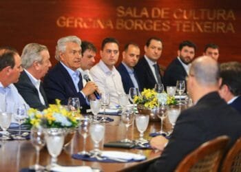 Governador Ronaldo Caiado anuncia três primeiras obras com recursos do Fundeinfra