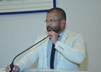 ENQUETE: Como você avalia a atuação do vereador Cabo Fred Caixeta?