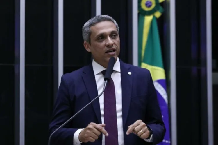 Gustavo Gayer promove audiência para debater restrições à liberdade de expressão