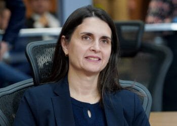 Deputada propõe projeto de lei para disponibilizar casas de abrigo a mulheres vítimas de violência doméstica